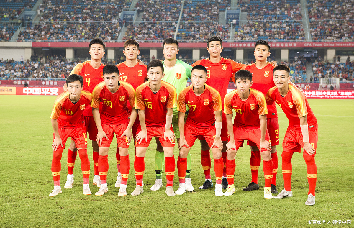 国内足球联赛精妙一战，球队实力对等