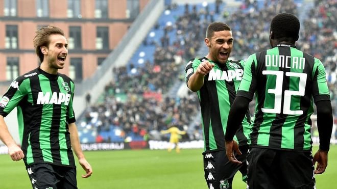 关于萨索洛队客场战胜对手，保持不败记录的信息