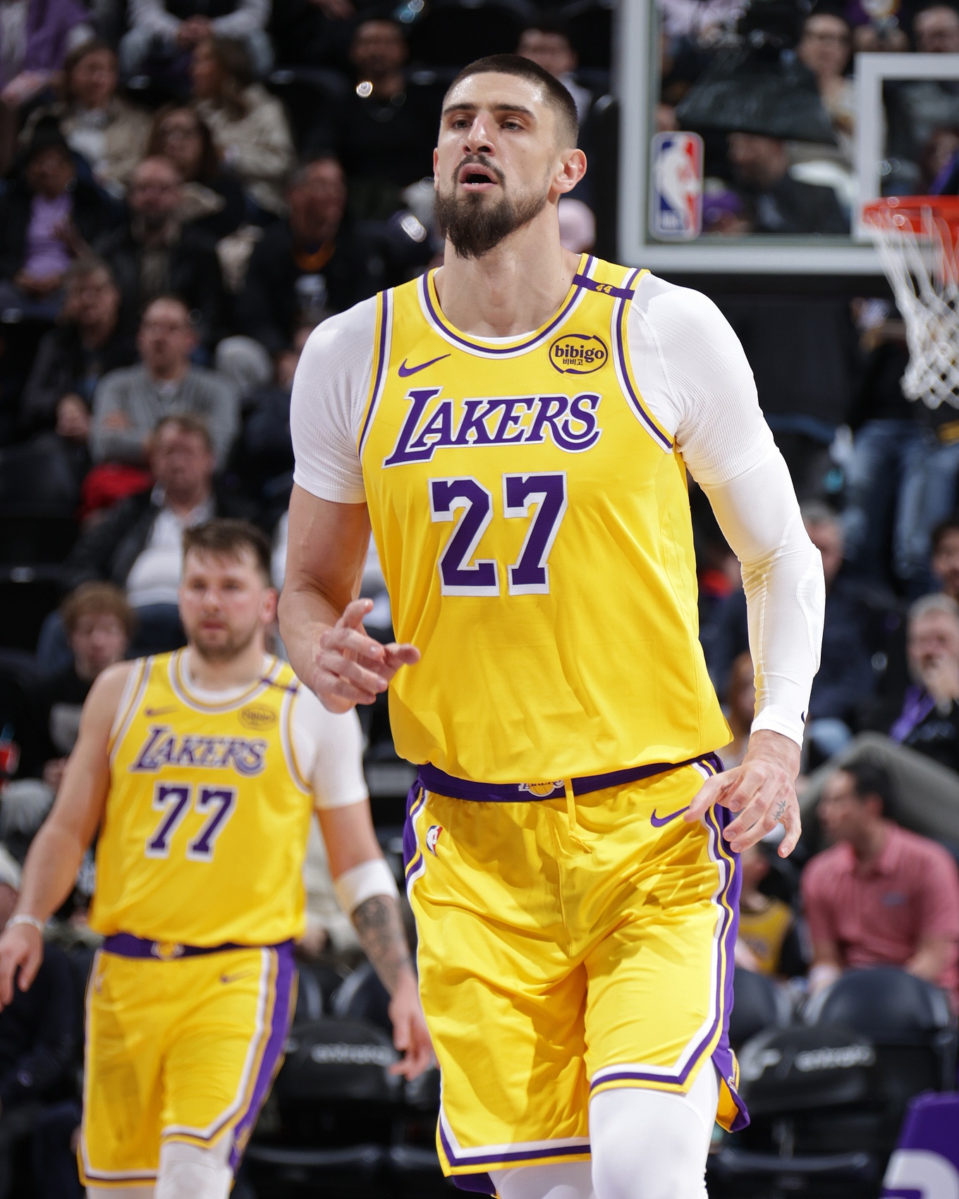 关于开拓者队惜败湖人，球员表现不错的信息