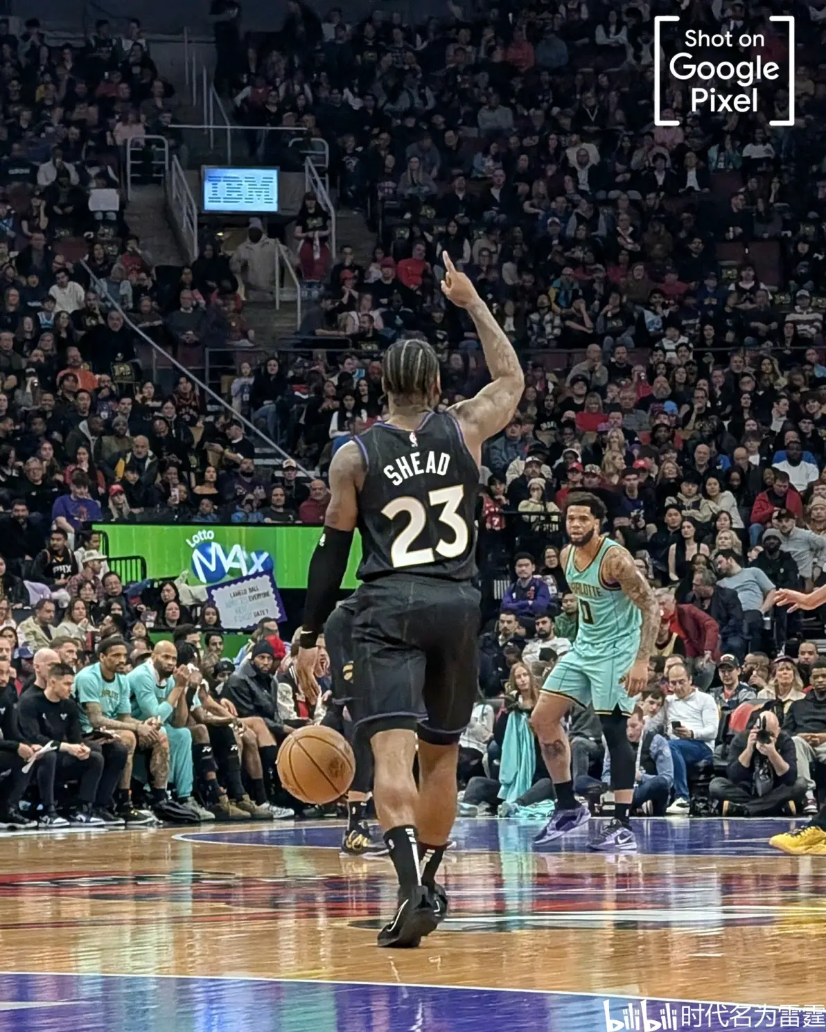 尼克斯完成逆转，负于雄鹿