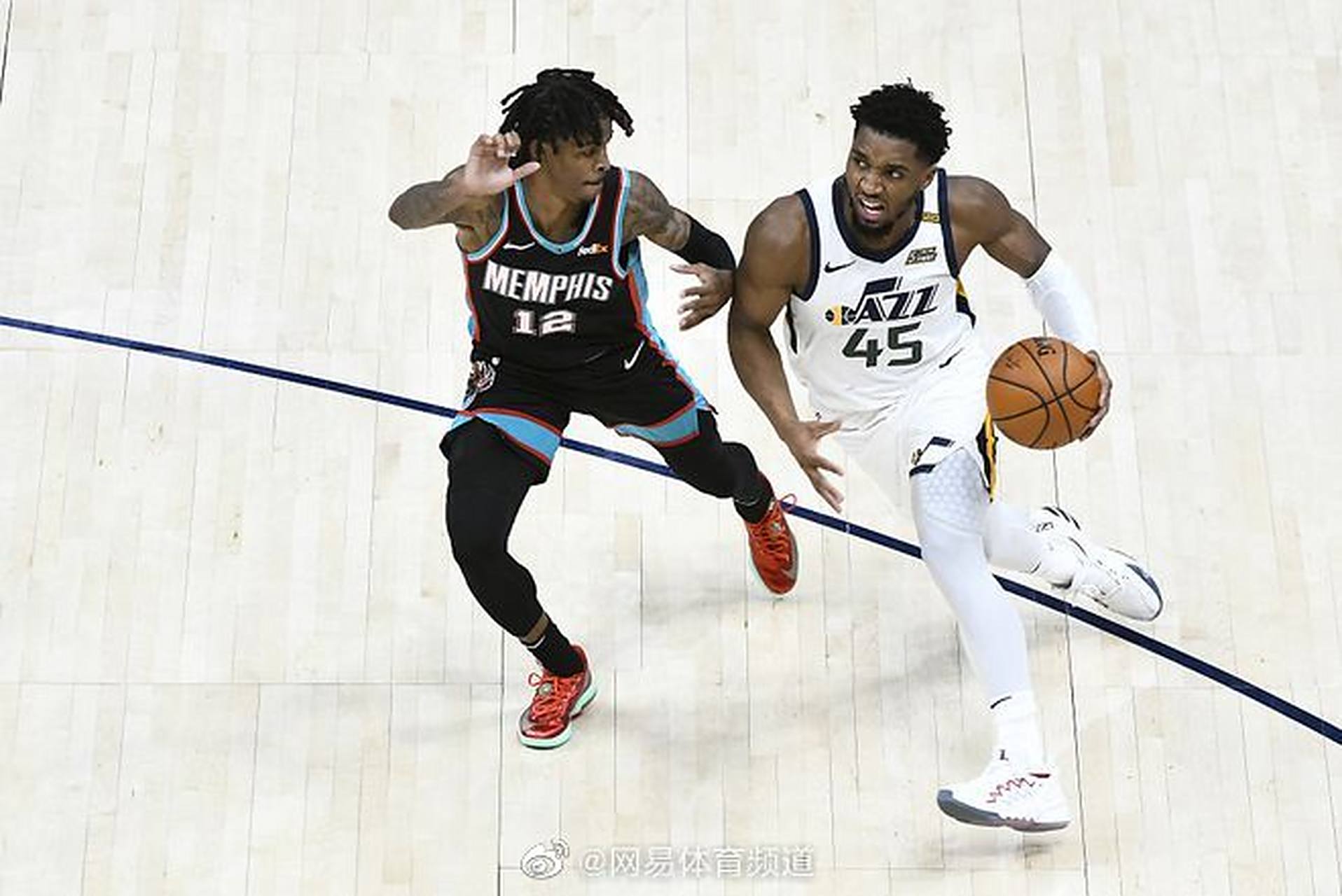 爵士客场大胜热火，米切尔砍下30分的简单介绍