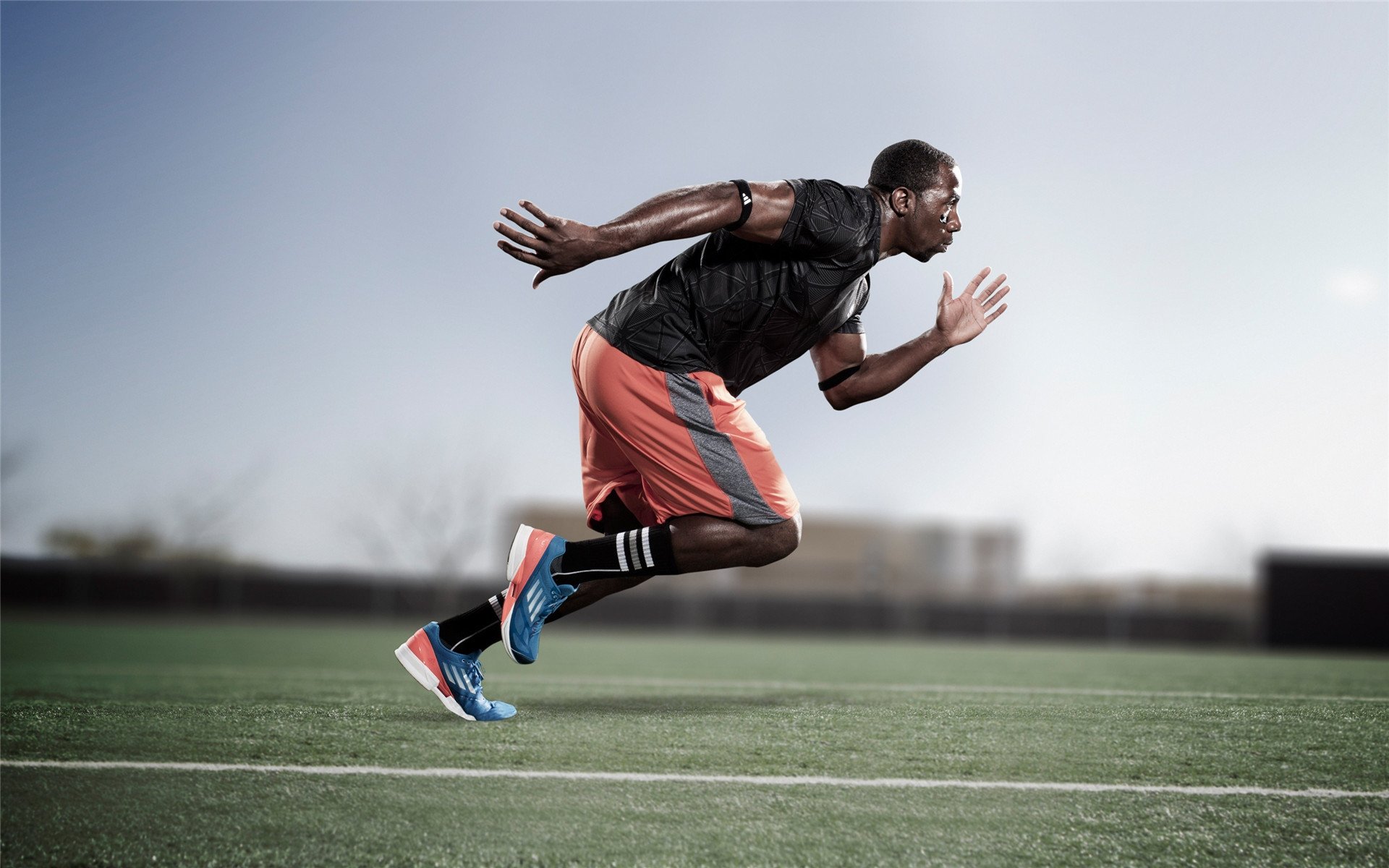 九游app下载-利刃出鞘！阿什拉夫独造三球闪耀全场，突尼斯3-0完胜几内亚展露獠牙